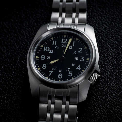 Aimimo Luxury Pilot W/ Saphire Crystal (Quartz)
