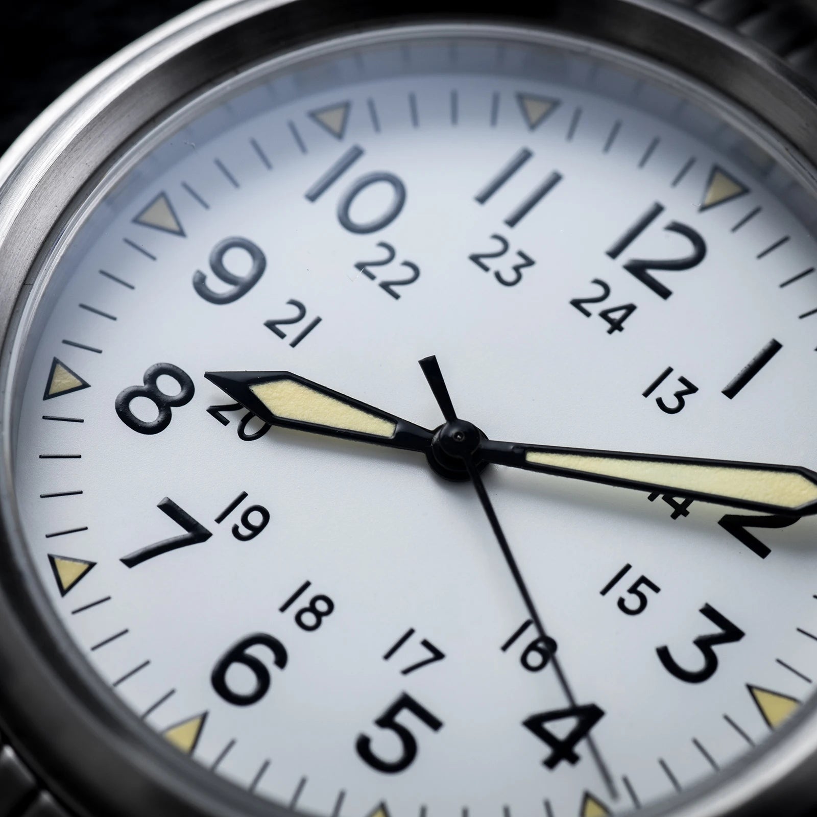 Aimimo Luxury Pilot W/ Saphire Crystal (Quartz)