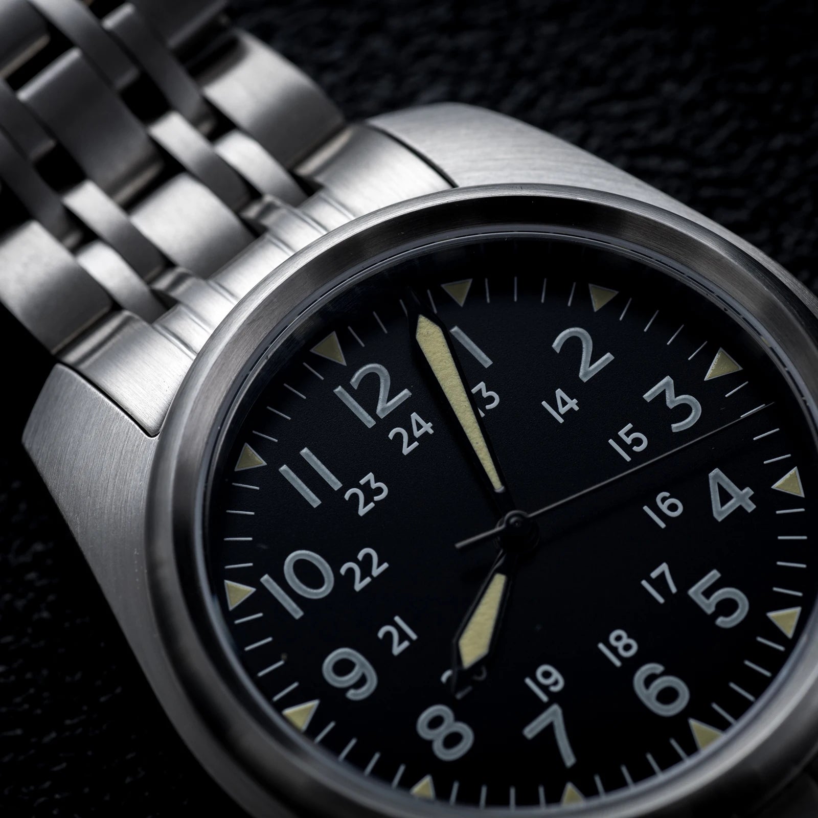 Aimimo Luxury Pilot W/ Saphire Crystal (Quartz)